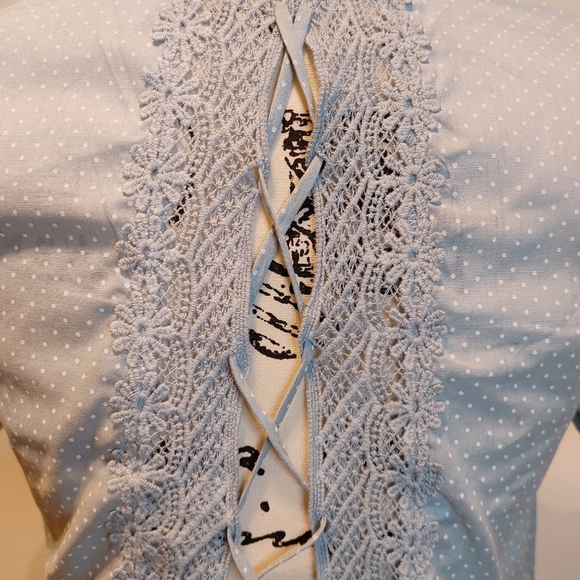 Open back Puff Sleeve Crop Top - Picture 10 of 10